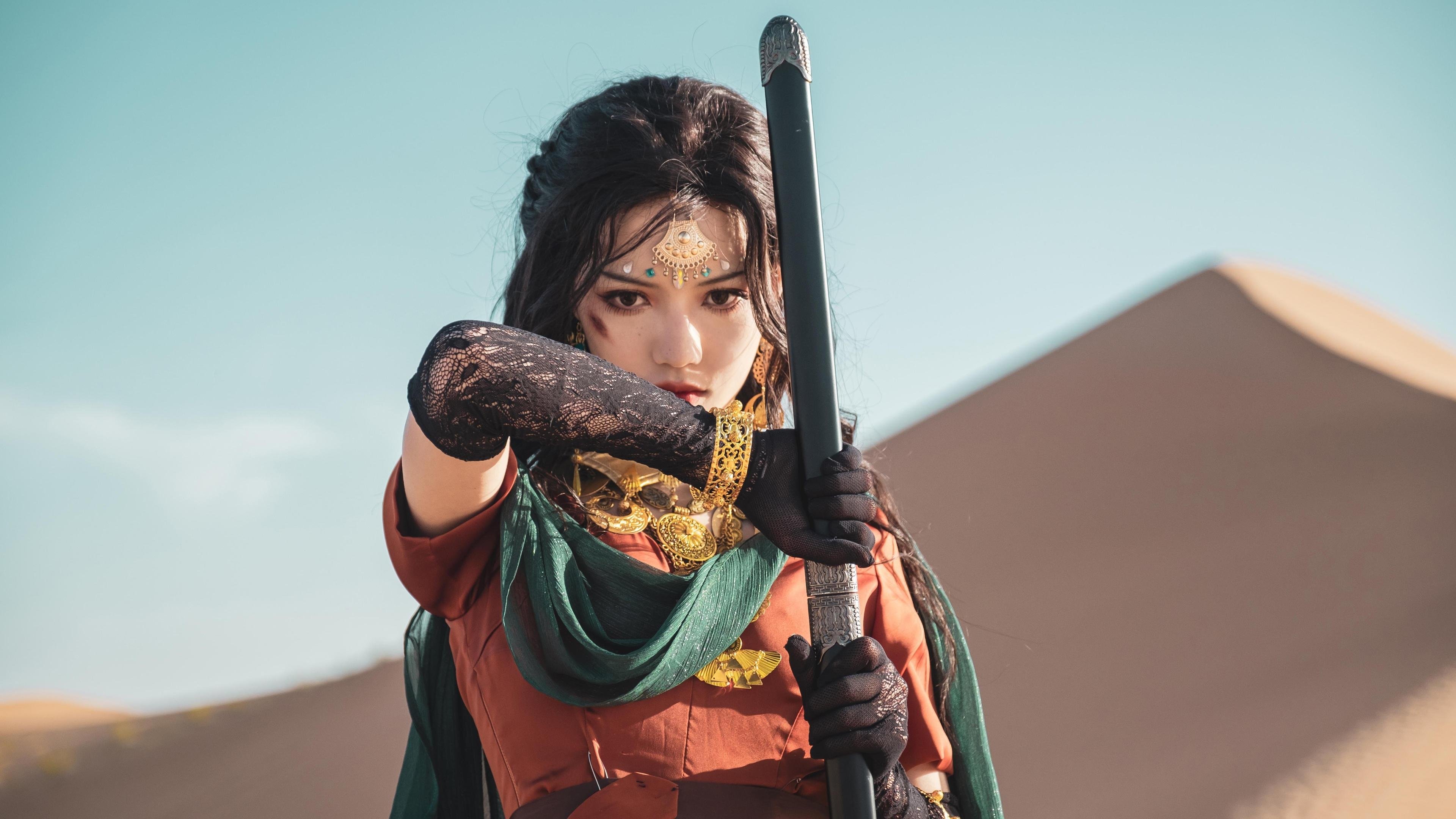 双轨传奇，当F1极限争冠夜遇见绿茵巨星卢卡库