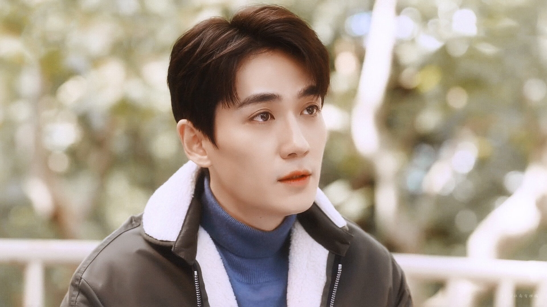 孤胆英雄与无名方阵，胜利唯一性的双重奏