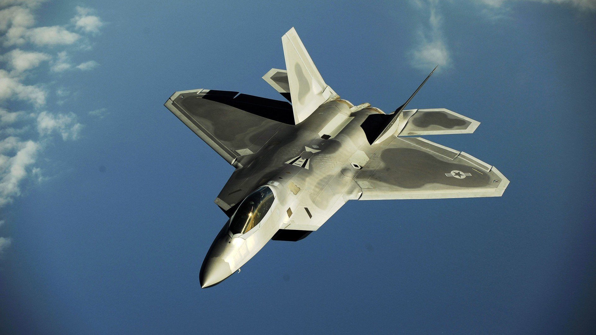 骑士单节掀起狂潮，切特全面压制率队击溃活塞